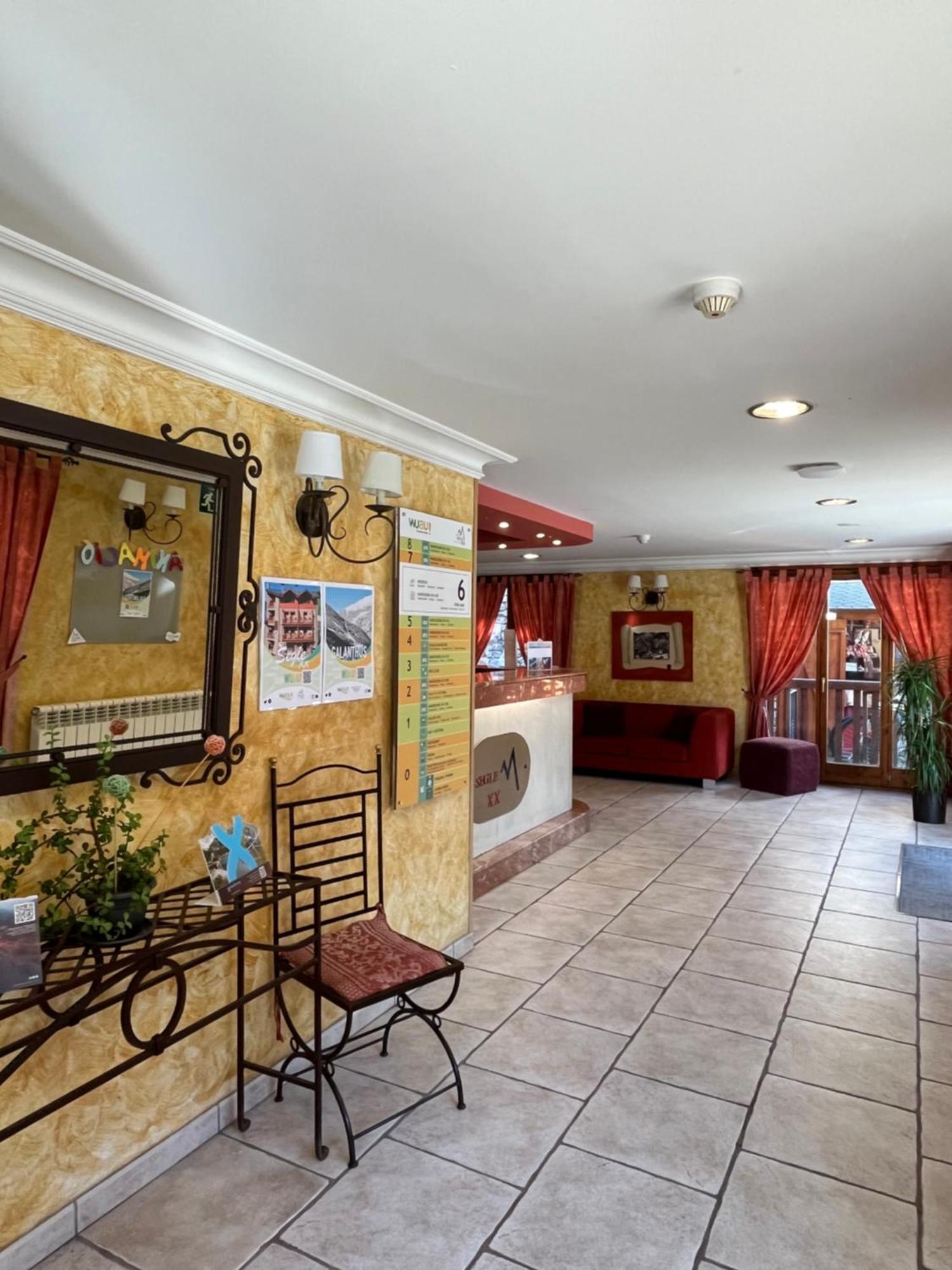 Wuau! Hotel Segle XX Ransol Dış mekan fotoğraf