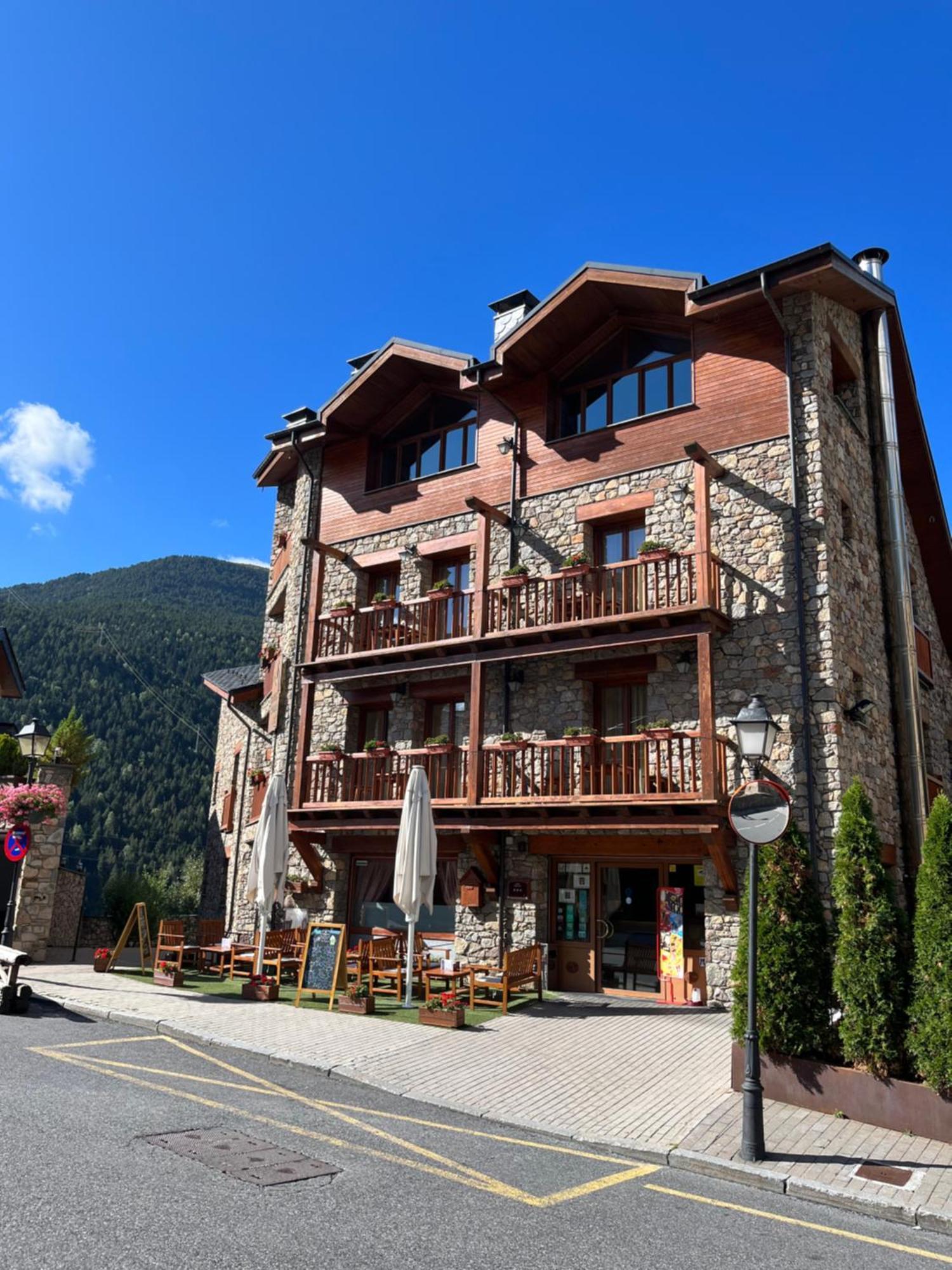 Wuau! Hotel Segle XX Ransol Dış mekan fotoğraf